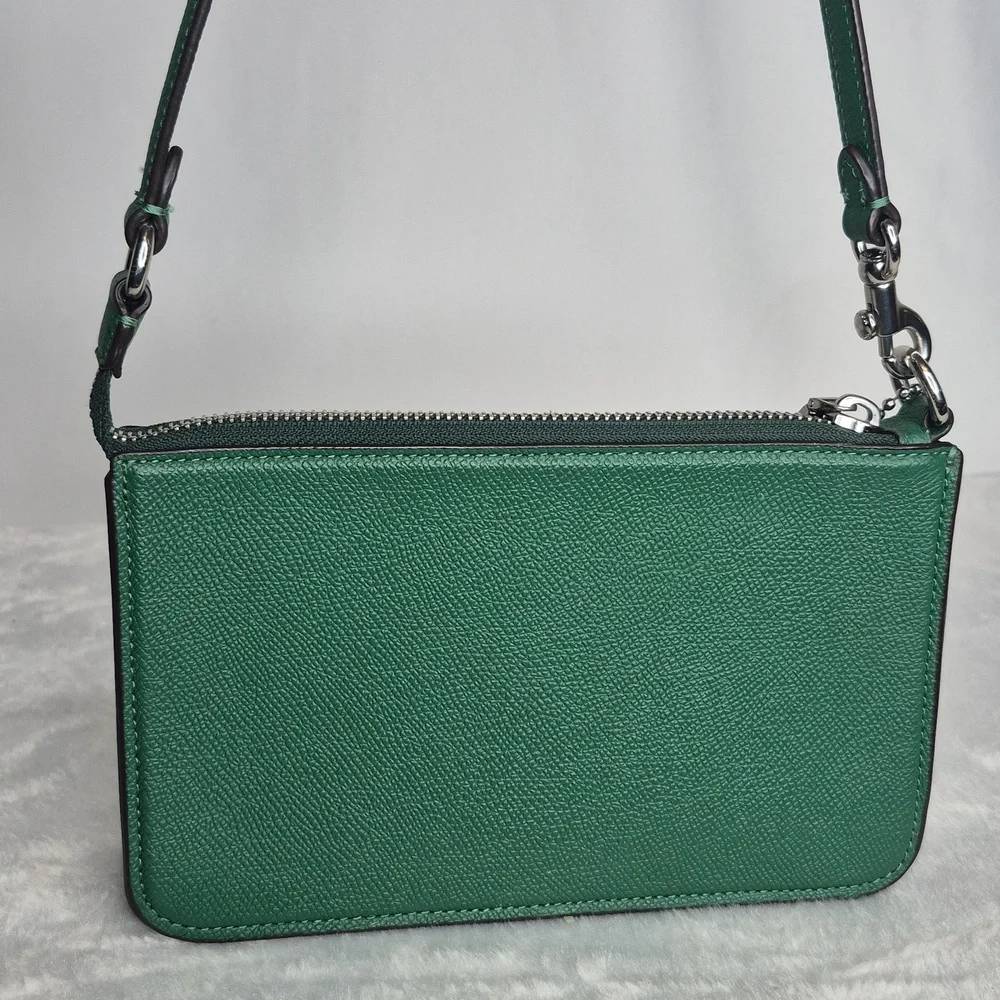 Coach "RARE" Charm Green Shoulder Bag CREED: 8236-CJ1797 - Picture 6 of 17